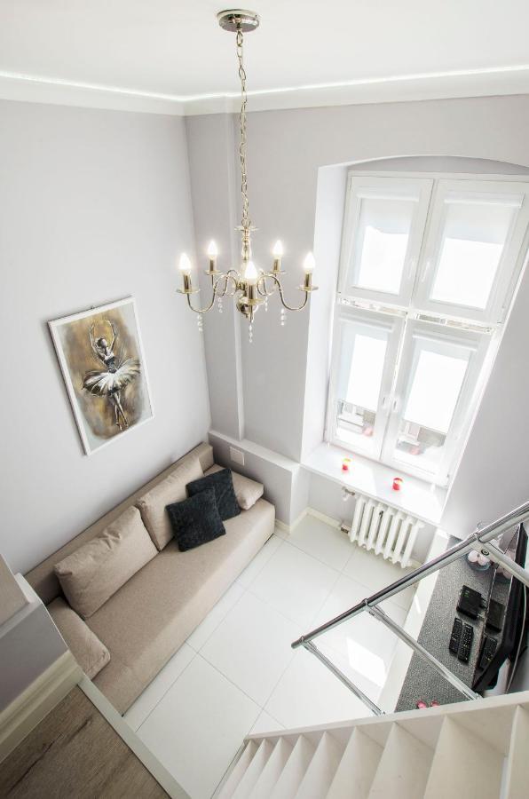 Cozy Apartment On Piramowicza Łódź Buitenkant foto